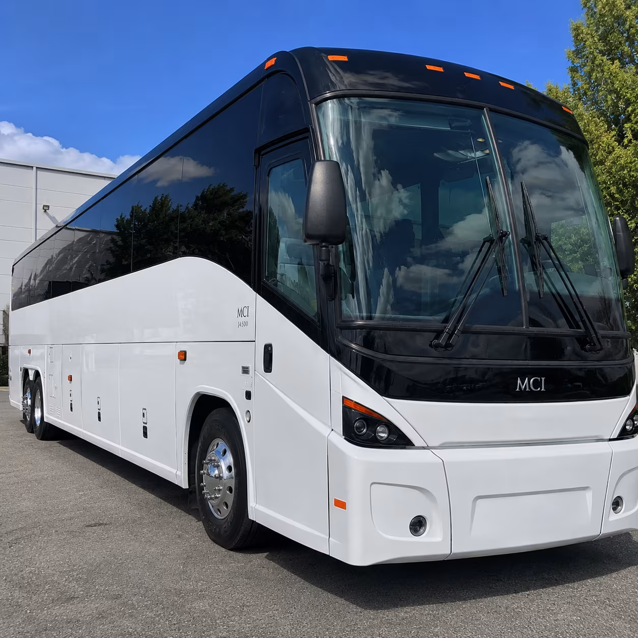 employee shuttles for ventura offices and job sites