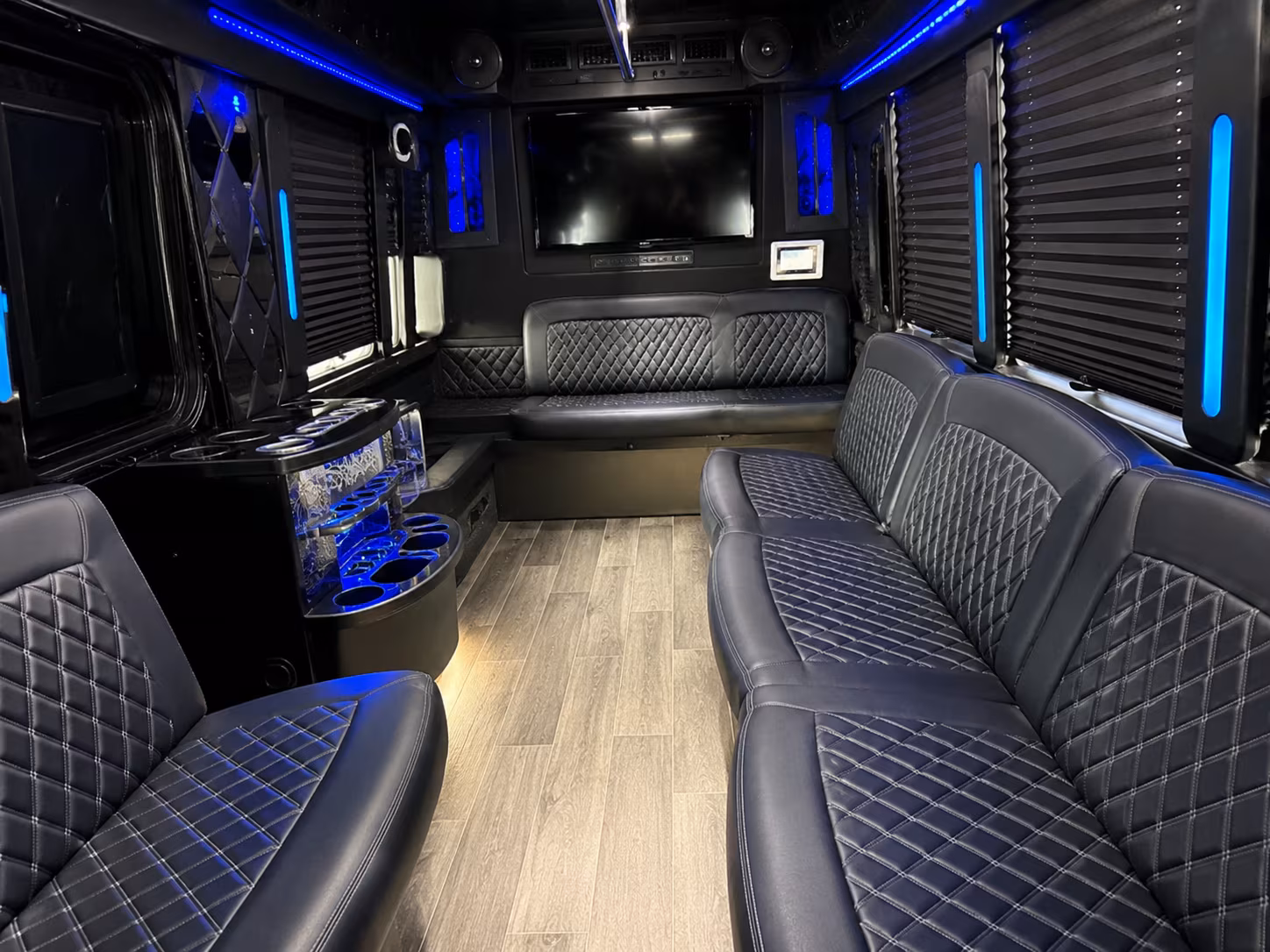 hit every photo stop in your ventura party bus before the dance