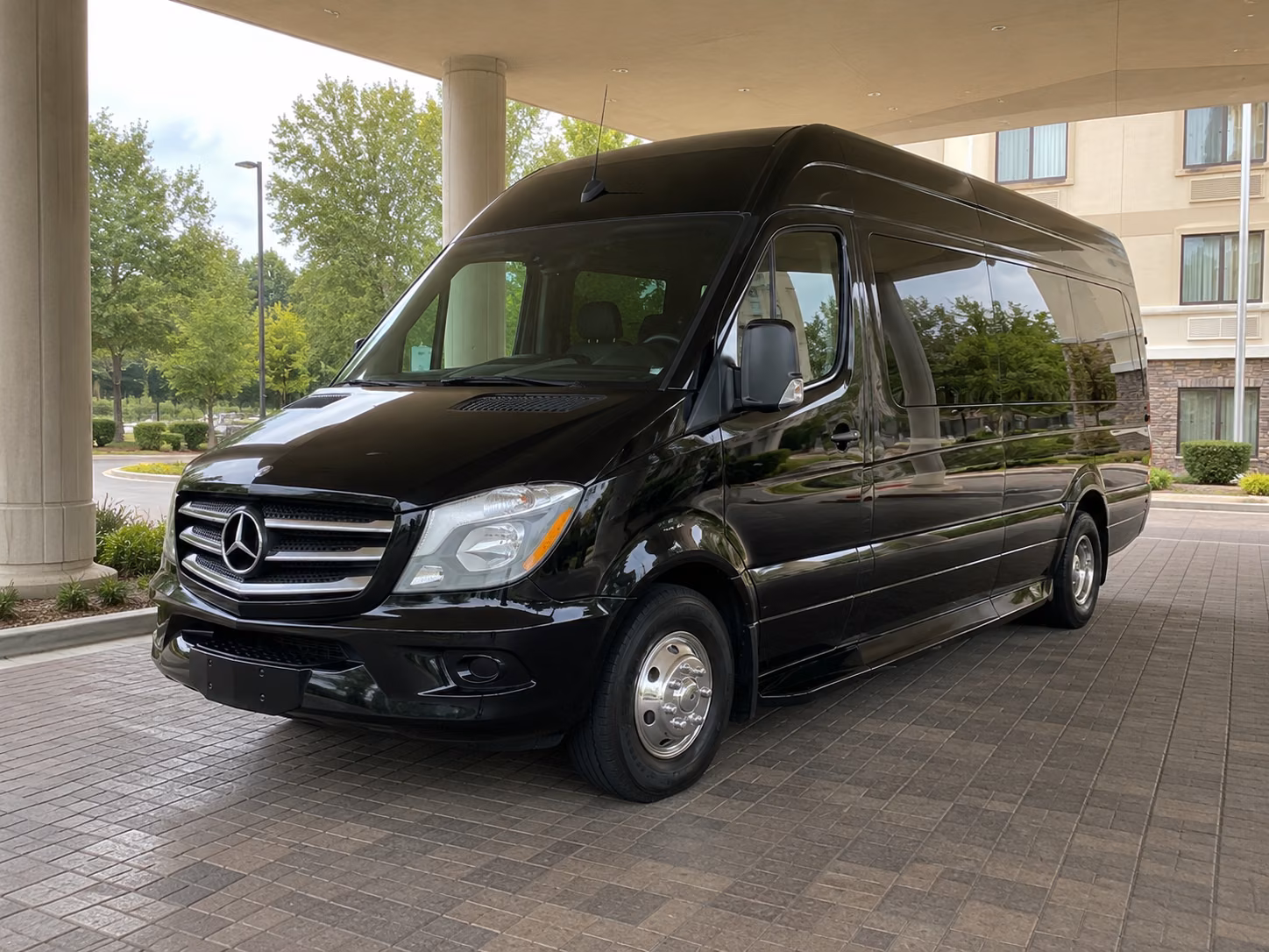 winery tour bus rentals from ventura to ojai
